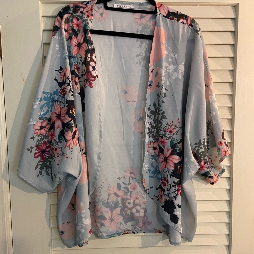 Pink Milly: Green floral kimono